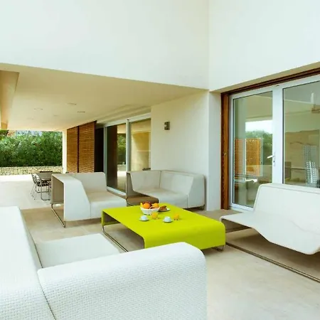 Paraiso Villa